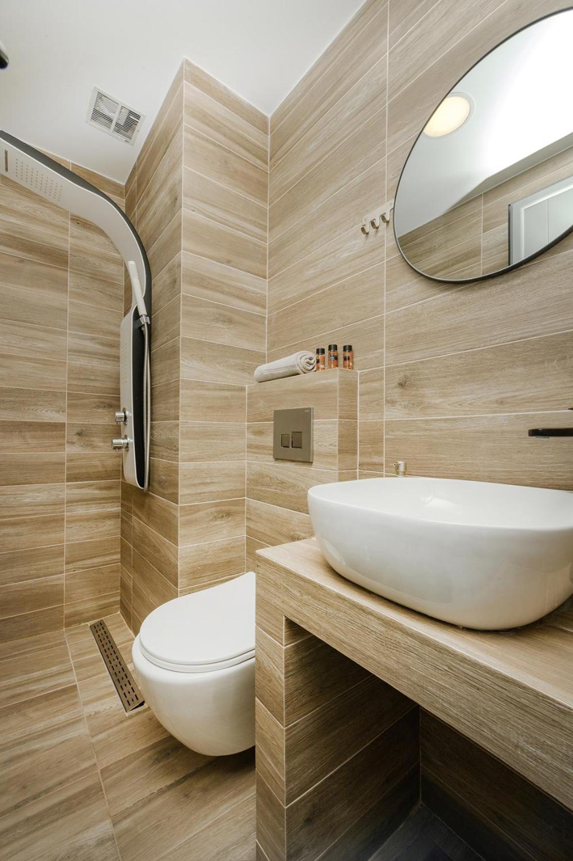 Meltemi Luxury Apartments Nea Roda Exterior photo