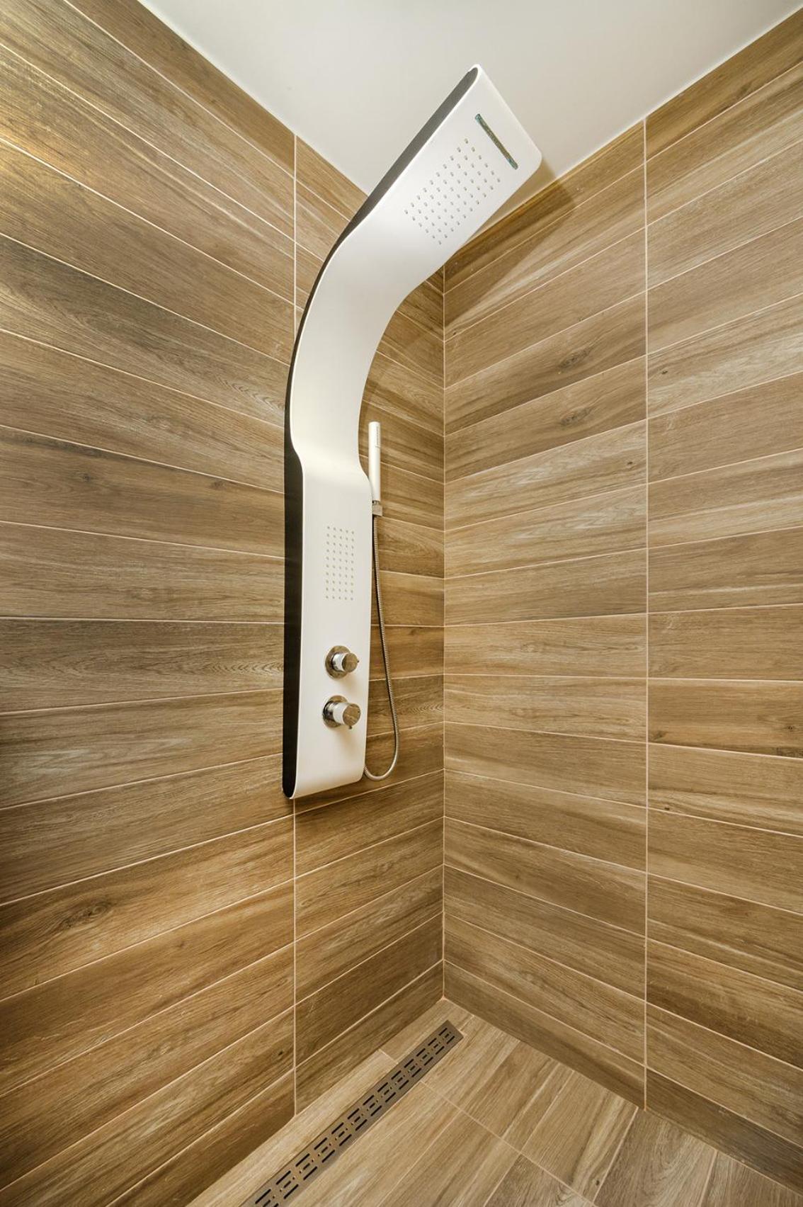 Meltemi Luxury Apartments Nea Roda Exterior photo